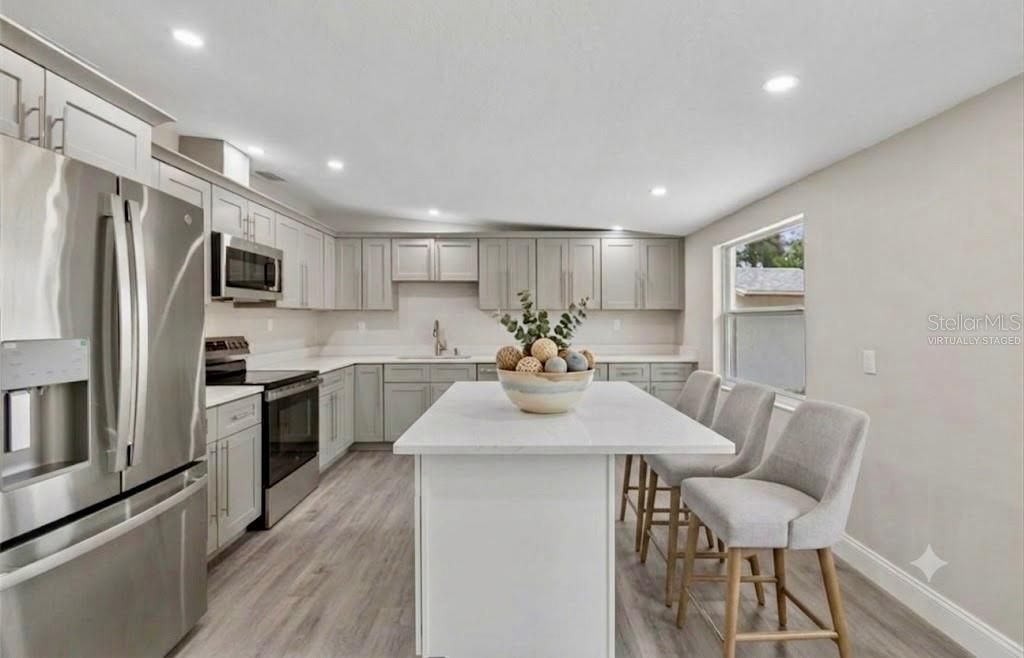 For Sale: $492,500 (3 beds, 2 baths, 1540 Square Feet)