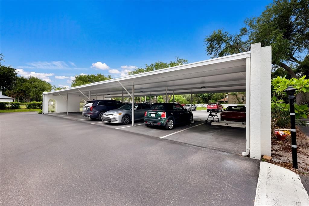 For Sale: $140,000 (1 beds, 1 baths, 864 Square Feet)