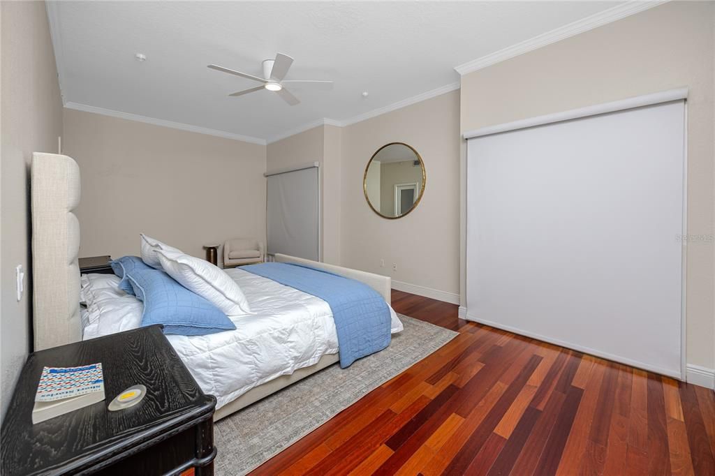 For Rent: $5,000 (2 beds, 2 baths, 1956 Square Feet)