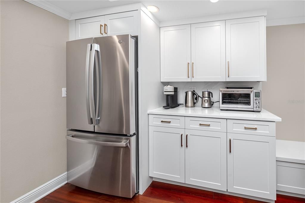 For Rent: $5,000 (2 beds, 2 baths, 1956 Square Feet)