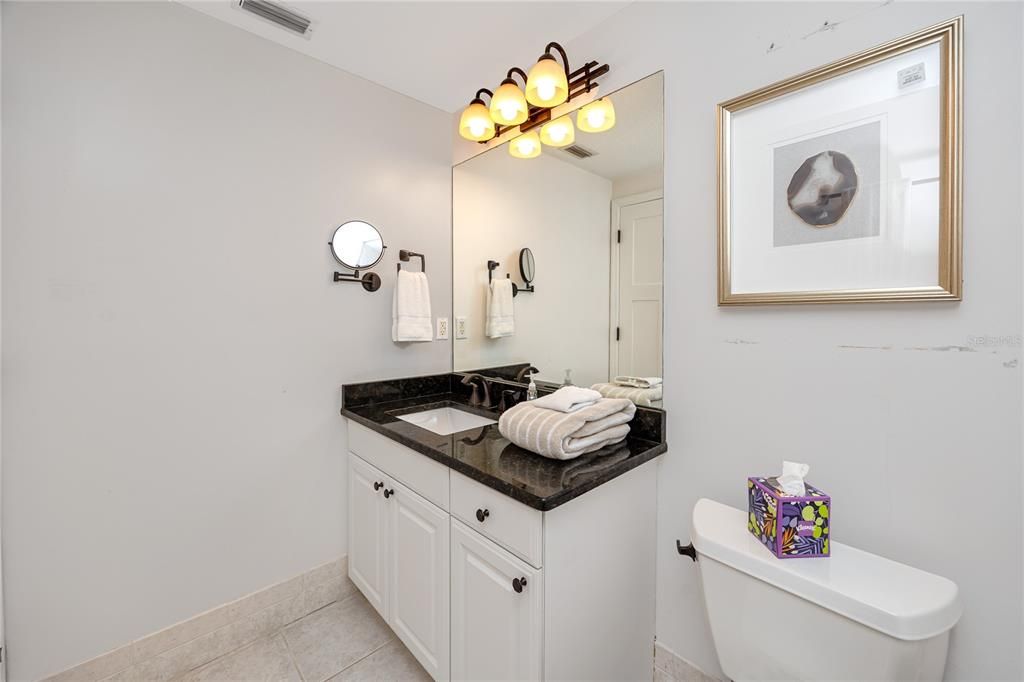 For Rent: $5,000 (2 beds, 2 baths, 1956 Square Feet)