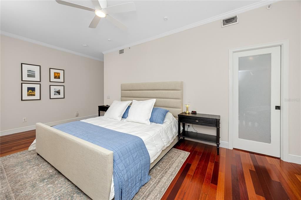 For Rent: $5,000 (2 beds, 2 baths, 1956 Square Feet)