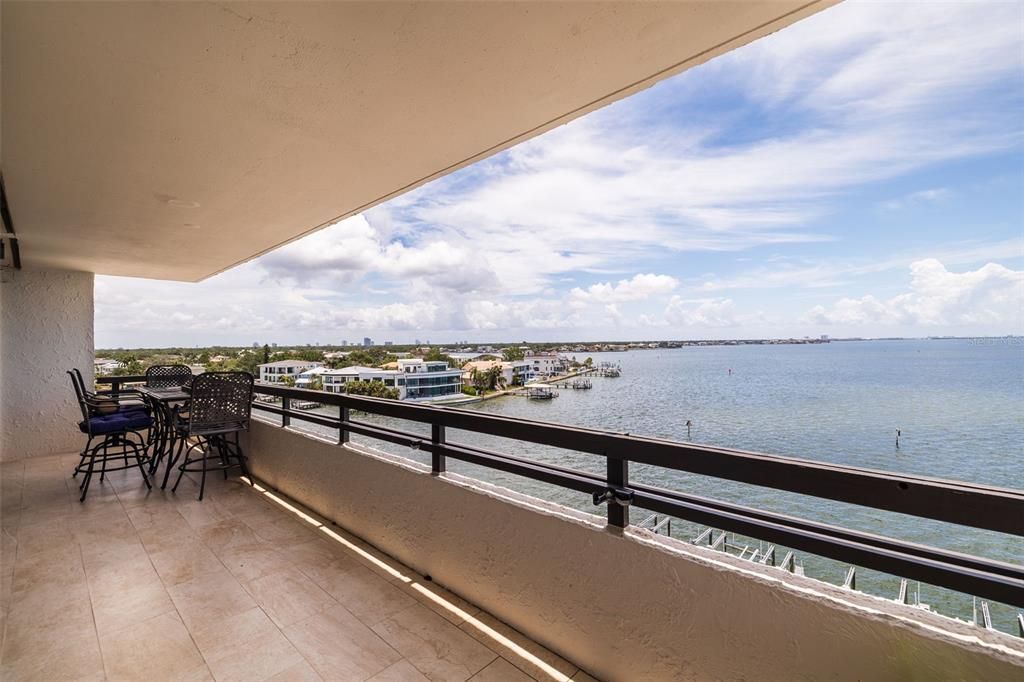 For Sale: $1,650,000 (3 beds, 3 baths, 3329 Square Feet)