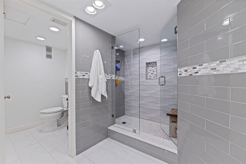 For Sale: $1,650,000 (3 beds, 3 baths, 3329 Square Feet)
