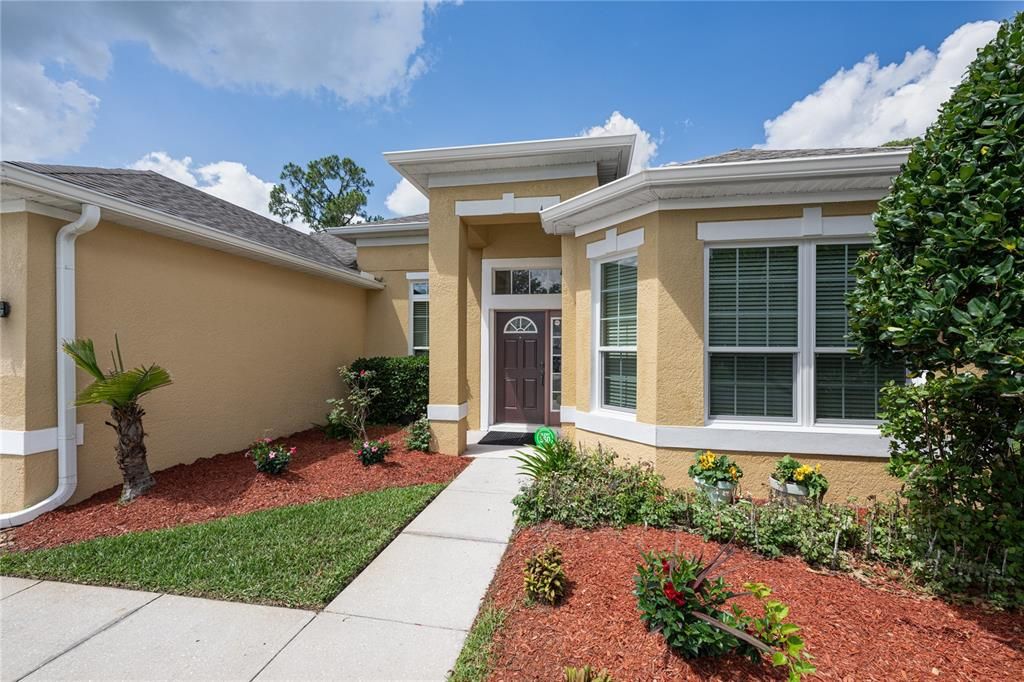 For Sale: $719,000 (4 beds, 3 baths, 2661 Square Feet)