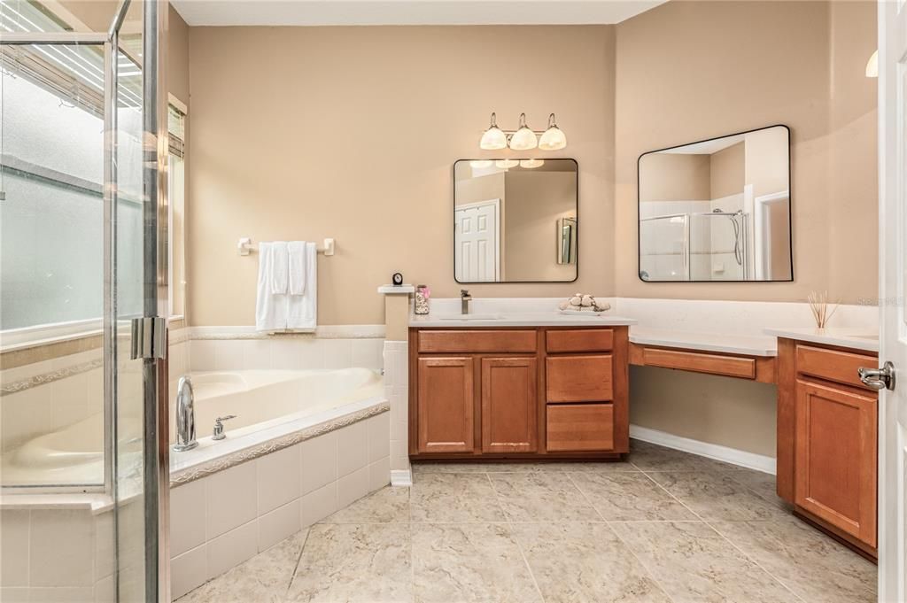 For Sale: $719,000 (4 beds, 3 baths, 2661 Square Feet)