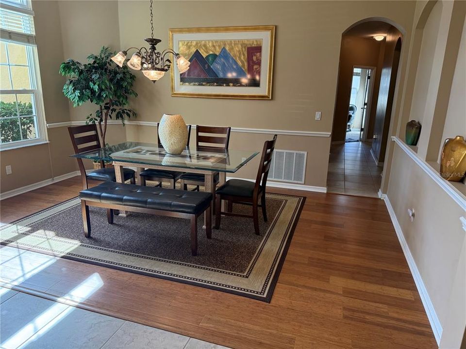 For Sale: $719,000 (4 beds, 3 baths, 2661 Square Feet)