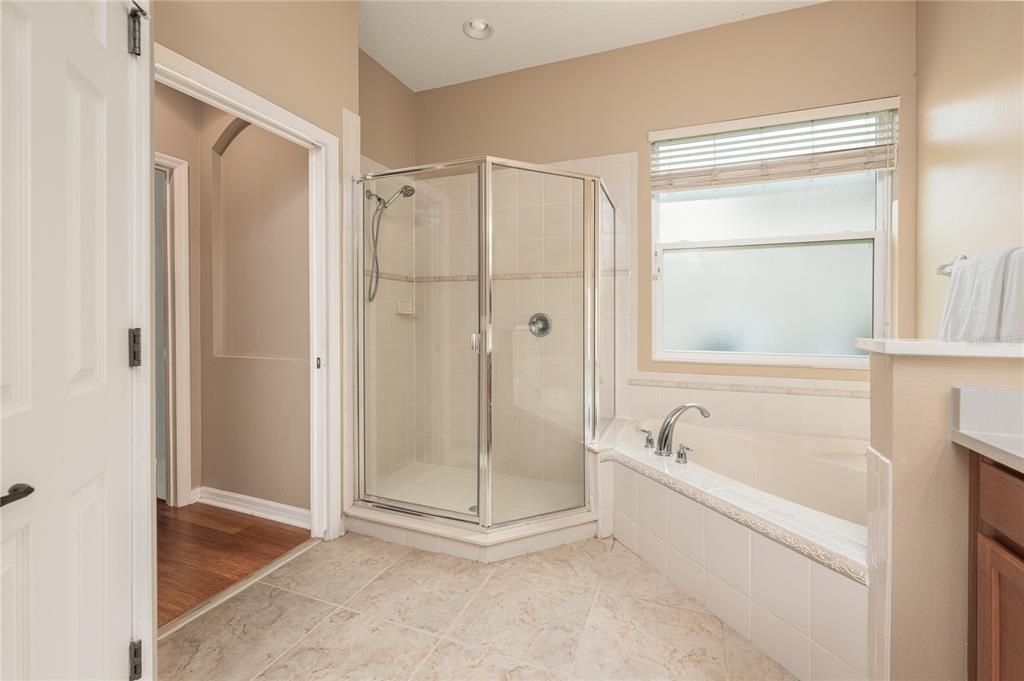 For Sale: $719,000 (4 beds, 3 baths, 2661 Square Feet)