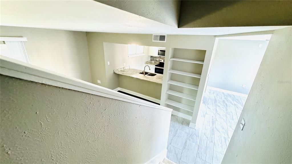 For Rent: $1,750 (2 beds, 2 baths, 1211 Square Feet)