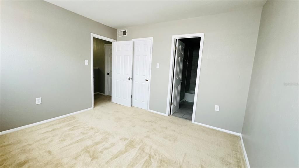 For Rent: $1,750 (2 beds, 2 baths, 1211 Square Feet)