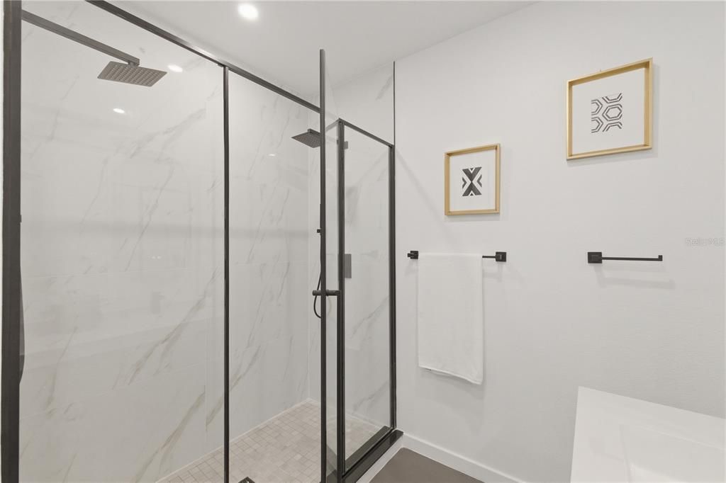 For Sale: $775,000 (3 beds, 3 baths, 2280 Square Feet)