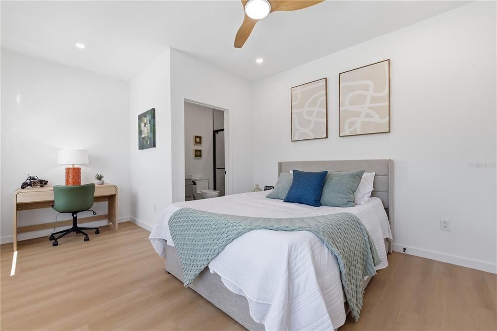 For Sale: $775,000 (3 beds, 3 baths, 2280 Square Feet)