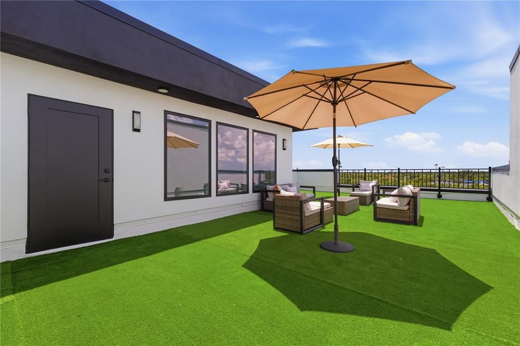 For Sale: $775,000 (3 beds, 3 baths, 2280 Square Feet)