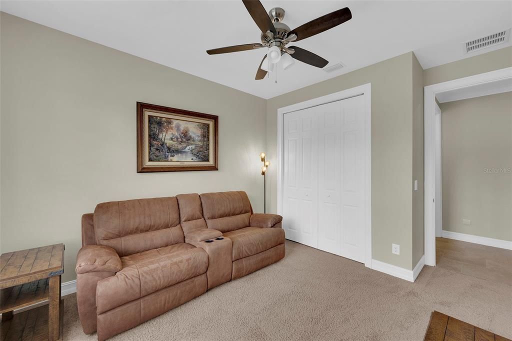 For Sale: $569,000 (3 beds, 3 baths, 2647 Square Feet)
