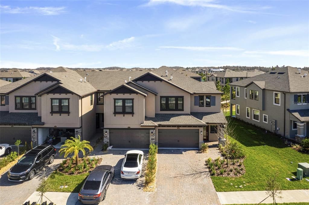 For Rent: $2,800 (3 beds, 2 baths, 2047 Square Feet)