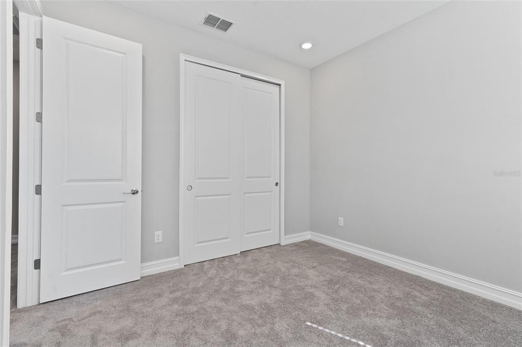 For Rent: $2,800 (3 beds, 2 baths, 2047 Square Feet)