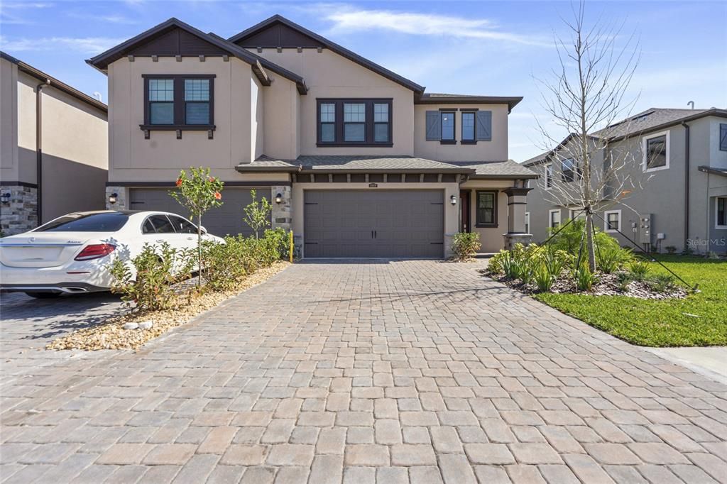 For Rent: $2,800 (3 beds, 2 baths, 2047 Square Feet)