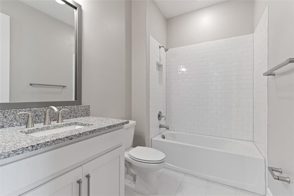 For Rent: $2,800 (3 beds, 2 baths, 2047 Square Feet)
