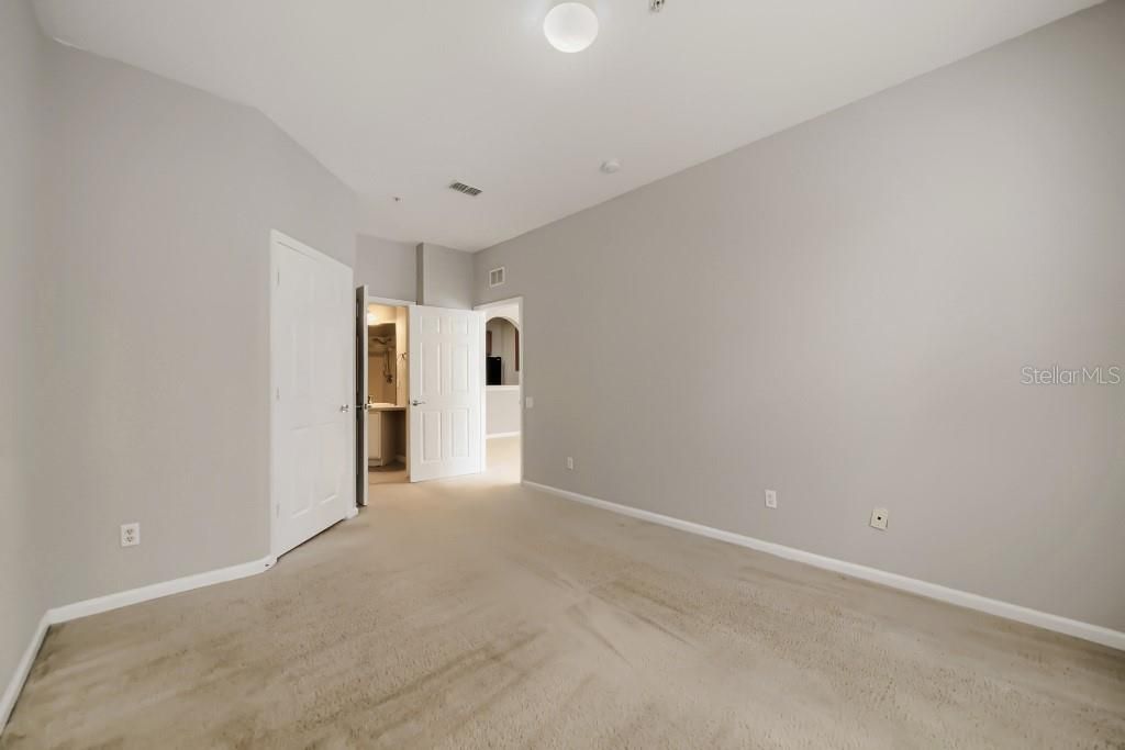 For Sale: $194,900 (3 beds, 2 baths, 1447 Square Feet)