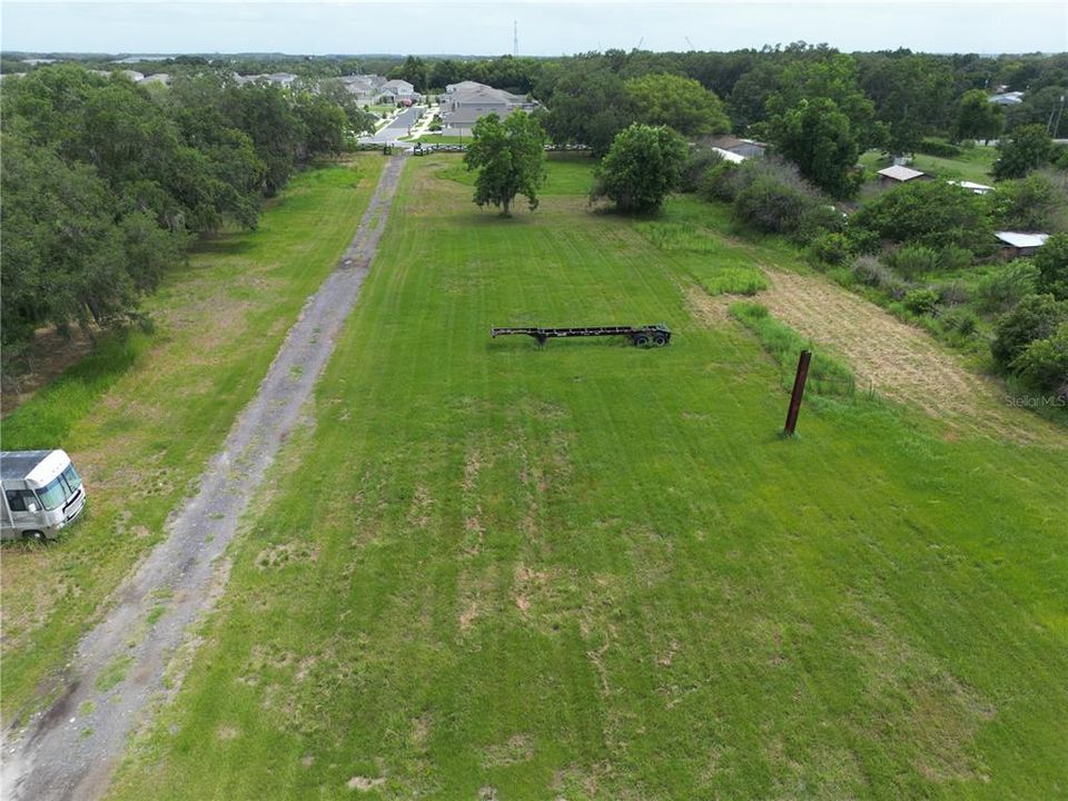 На продажу: $850,000 (5.01 acres)