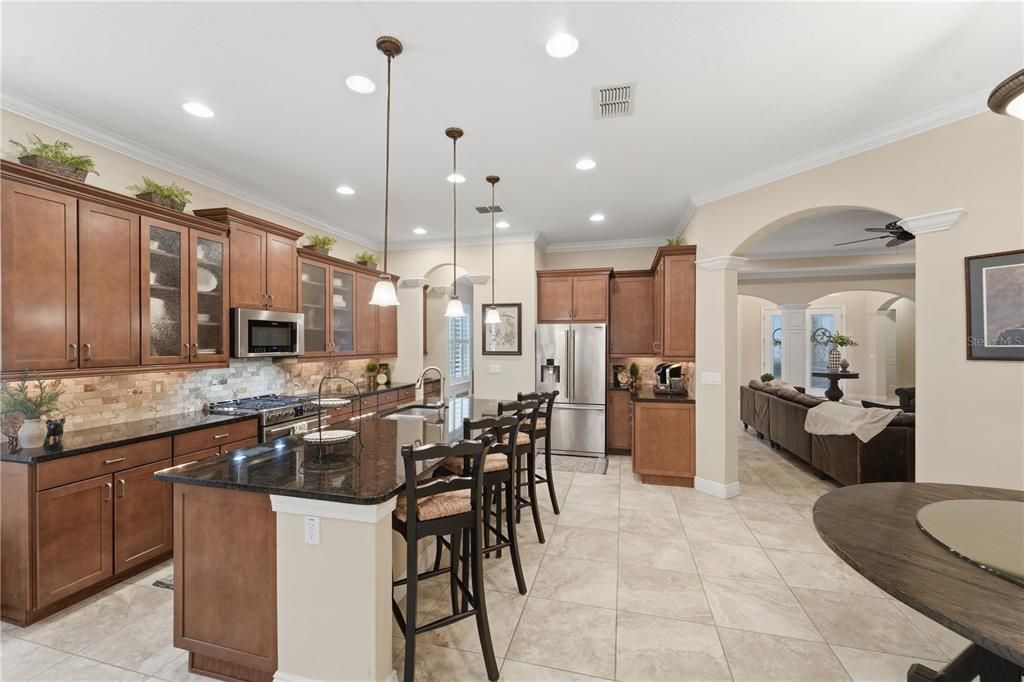 For Sale: $598,000 (3 beds, 3 baths, 3020 Square Feet)