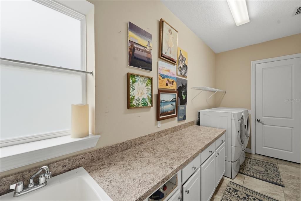 For Sale: $598,000 (3 beds, 3 baths, 3020 Square Feet)