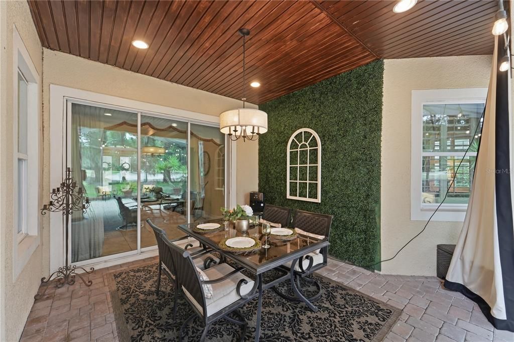 For Sale: $598,000 (3 beds, 3 baths, 3020 Square Feet)