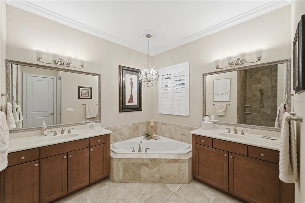 For Sale: $598,000 (3 beds, 3 baths, 3020 Square Feet)