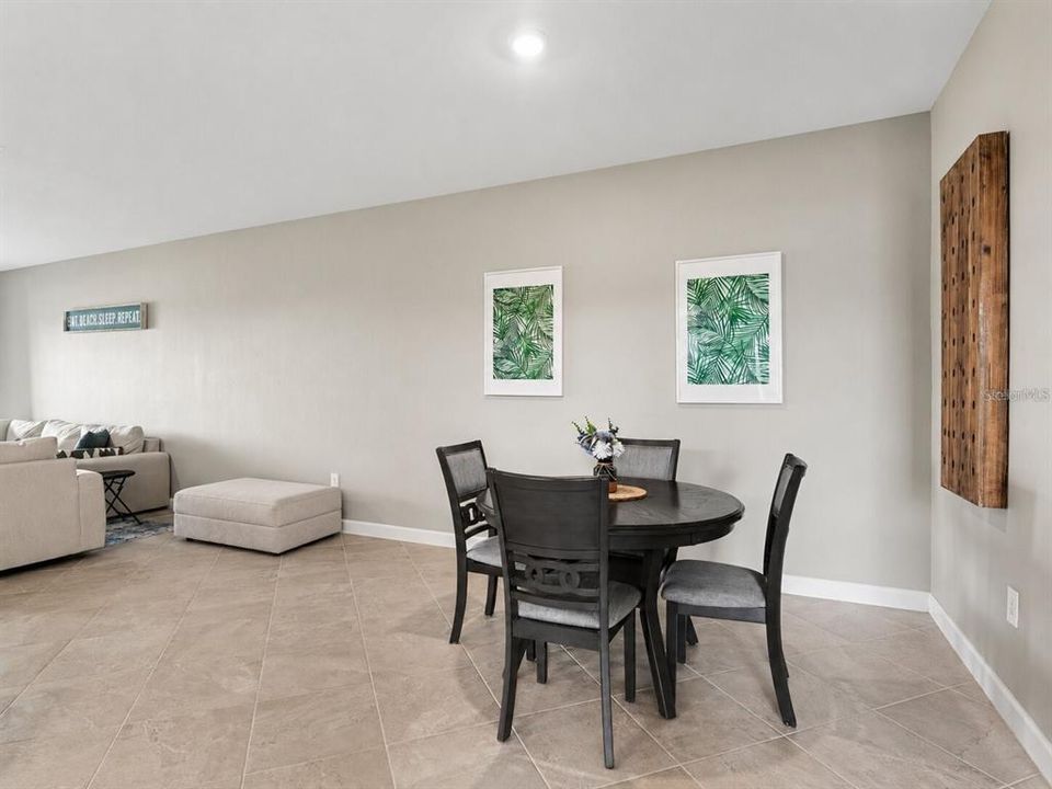 For Sale: $374,999 (3 beds, 2 baths, 1557 Square Feet)