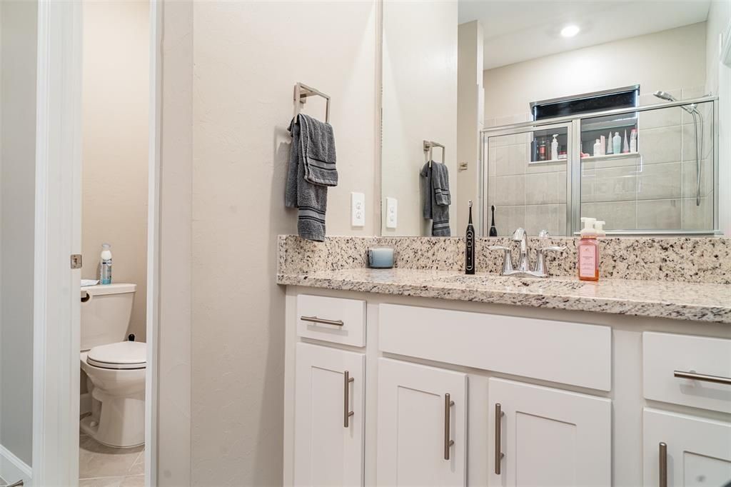 For Sale: $374,999 (3 beds, 2 baths, 1557 Square Feet)