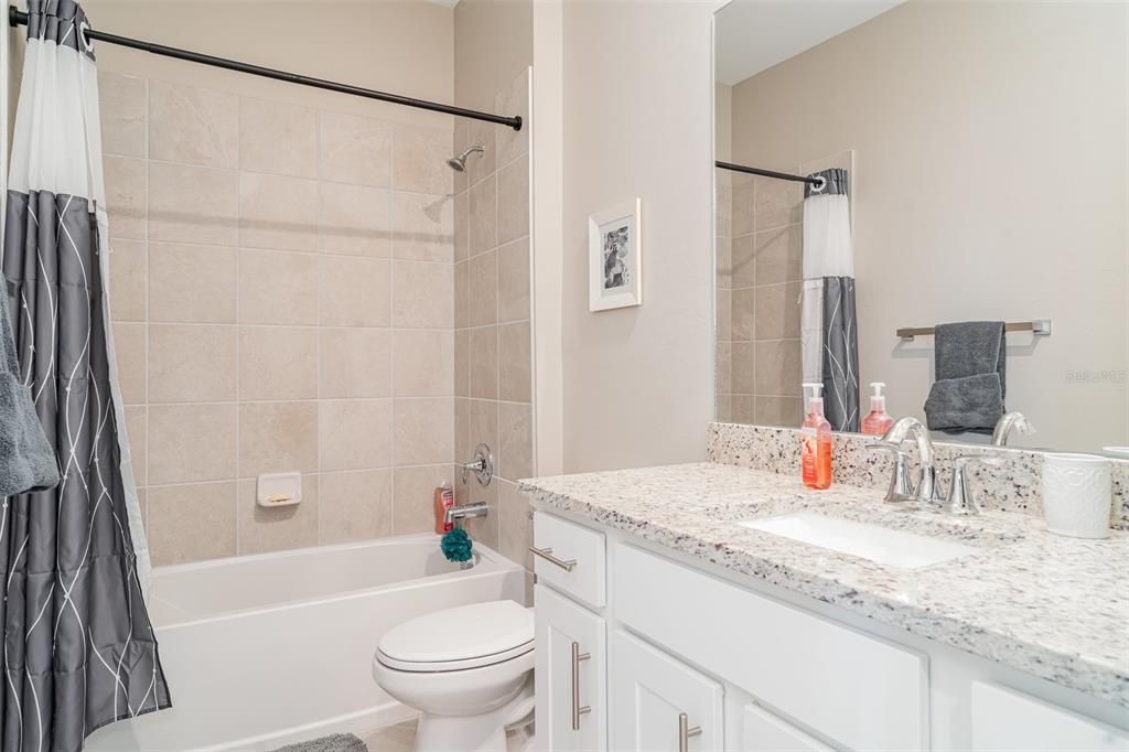 For Sale: $374,999 (3 beds, 2 baths, 1557 Square Feet)