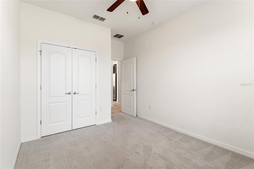 For Sale: $339,900 (3 beds, 2 baths, 1644 Square Feet)