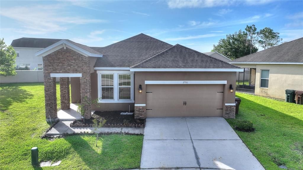 For Sale: $339,900 (3 beds, 2 baths, 1644 Square Feet)