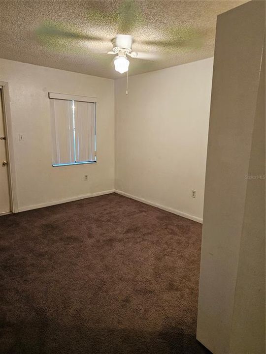 For Rent: $1,345 (2 beds, 1 baths, 964 Square Feet)