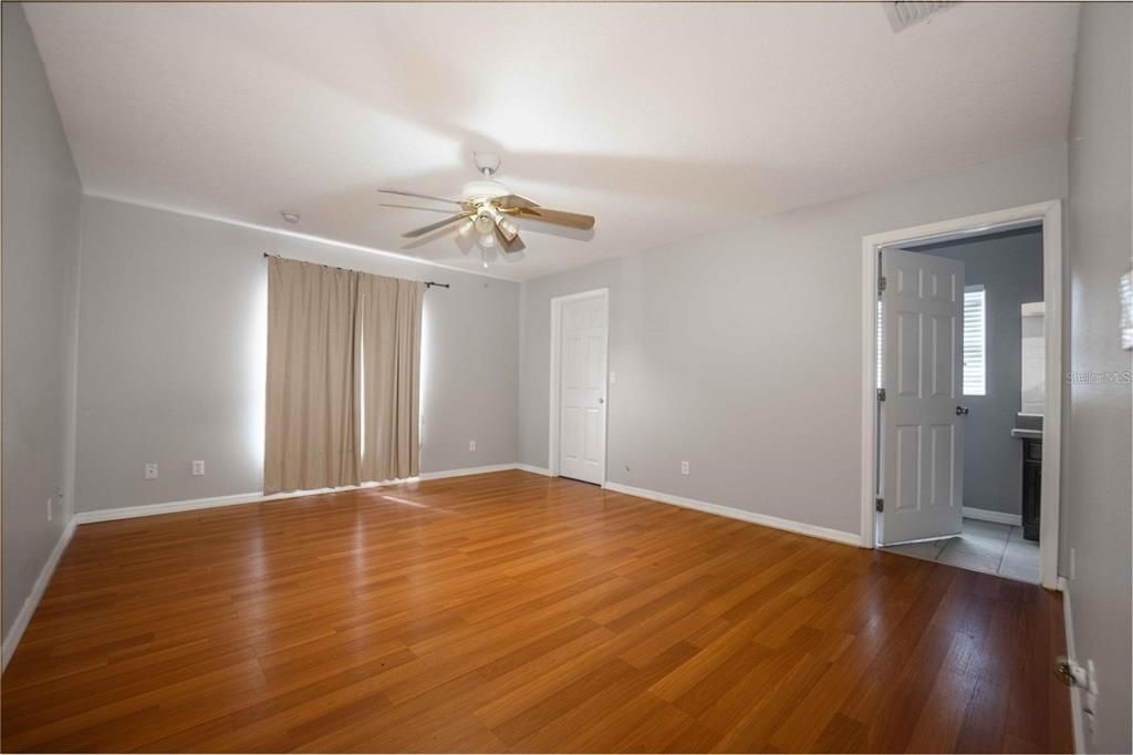 En Venta: $192,000 (3 camas, 2 baños, 1441 Pies cuadrados)