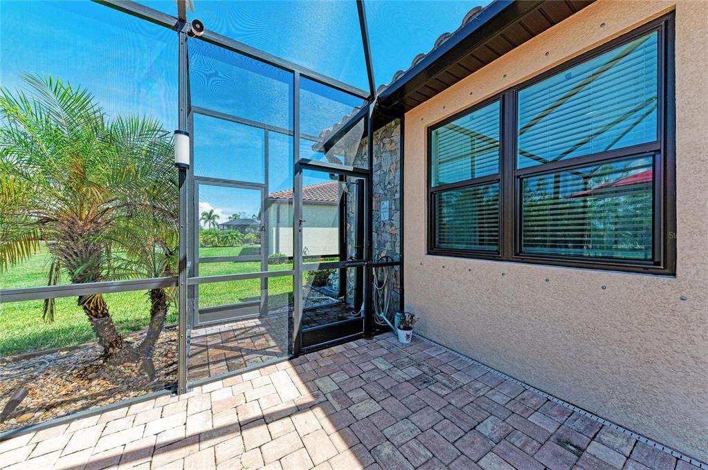 For Sale: $749,900 (3 beds, 3 baths, 2440 Square Feet)
