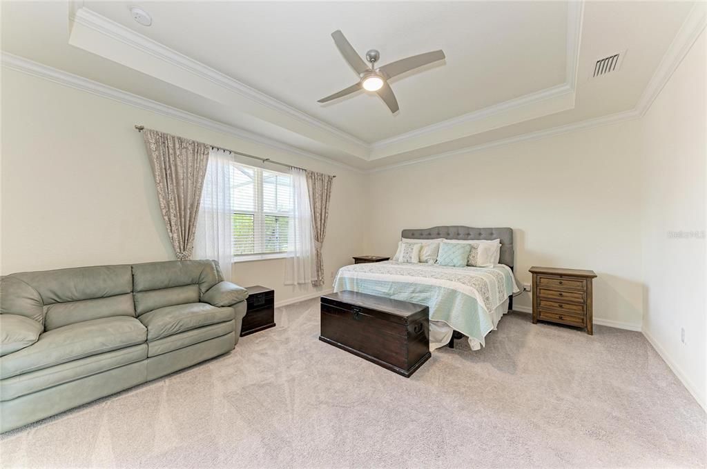 For Sale: $749,900 (3 beds, 3 baths, 2440 Square Feet)