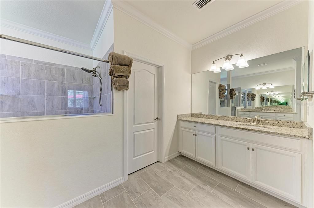 For Sale: $749,900 (3 beds, 3 baths, 2440 Square Feet)