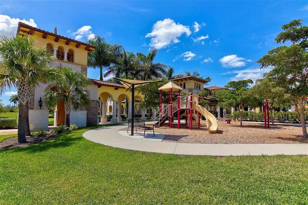 For Sale: $749,900 (3 beds, 3 baths, 2440 Square Feet)