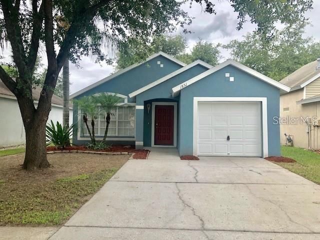 For Rent: $2,150 (3 beds, 2 baths, 1194 Square Feet)