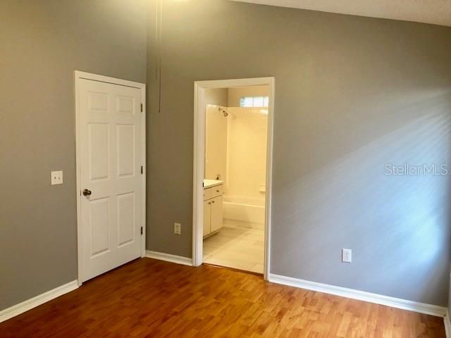 For Rent: $2,150 (3 beds, 2 baths, 1194 Square Feet)