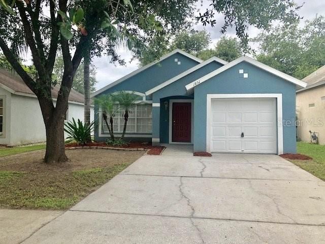 For Rent: $2,150 (3 beds, 2 baths, 1194 Square Feet)