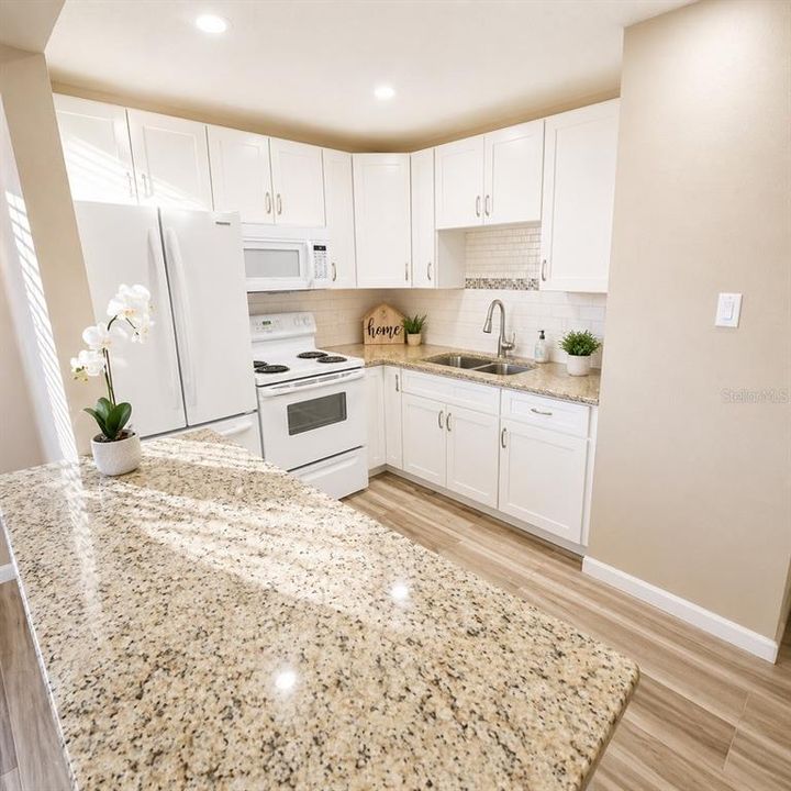 For Sale: $120,000 (1 beds, 1 baths, 500 Square Feet)