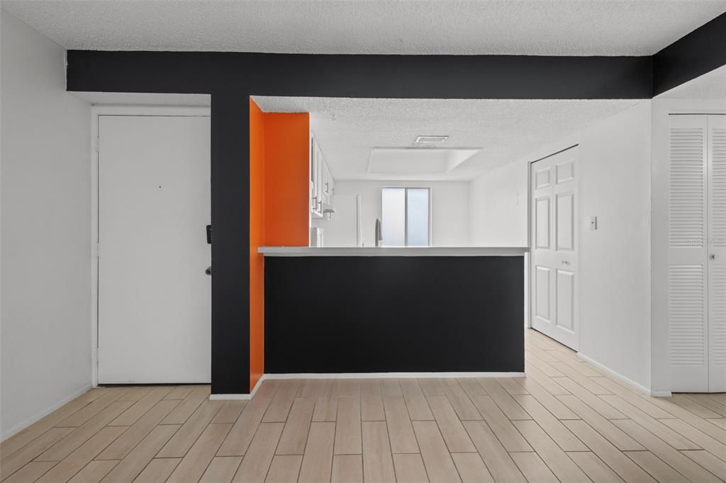 En Venta: $158,500 (2 camas, 2 baños, 1054 Pies cuadrados)