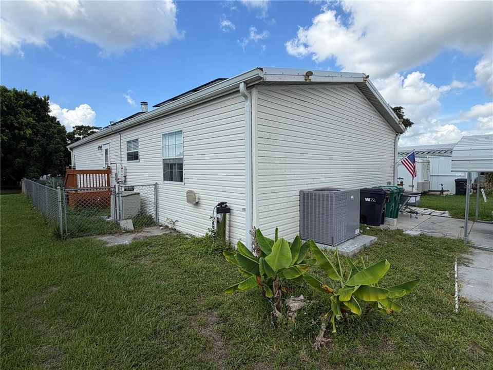 For Sale: $220,000 (3 beds, 2 baths, 1512 Square Feet)