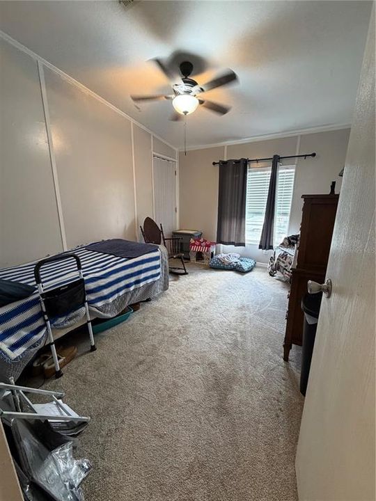 For Sale: $220,000 (3 beds, 2 baths, 1512 Square Feet)