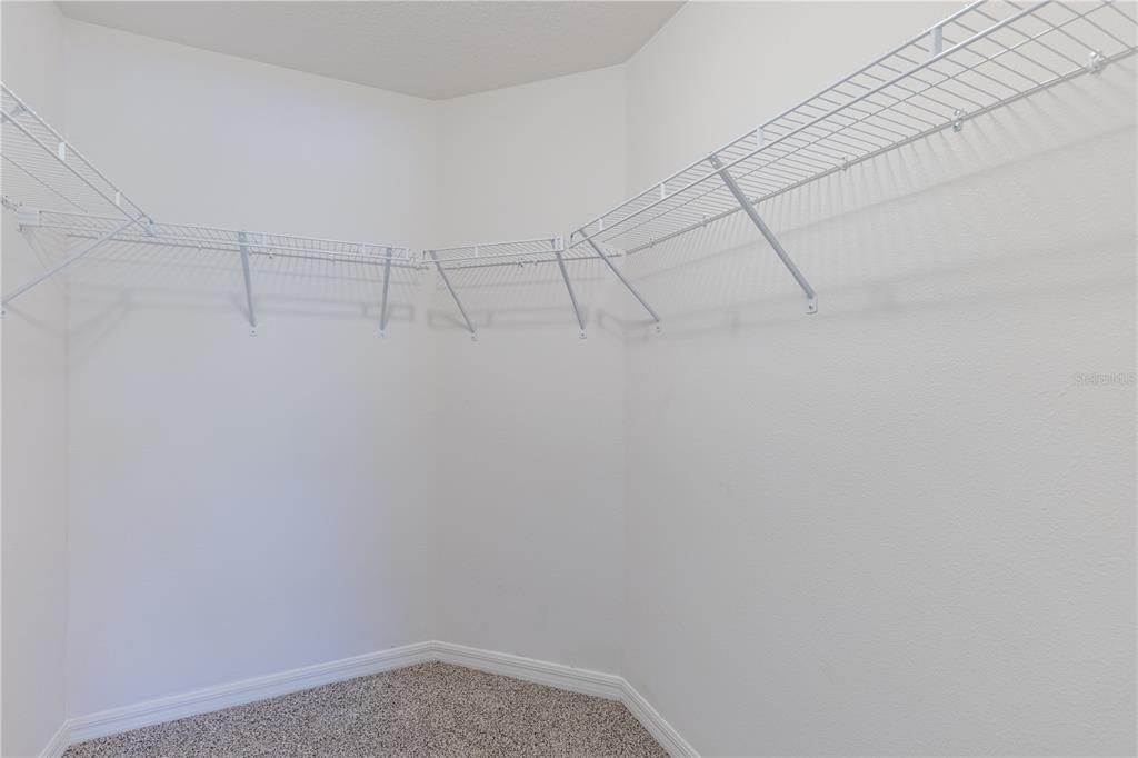 For Sale: $299,000 (3 beds, 2 baths, 1543 Square Feet)
