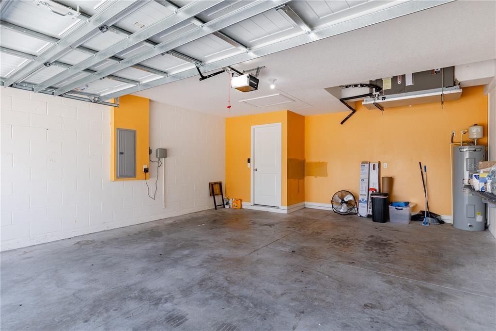 For Sale: $299,000 (3 beds, 2 baths, 1543 Square Feet)