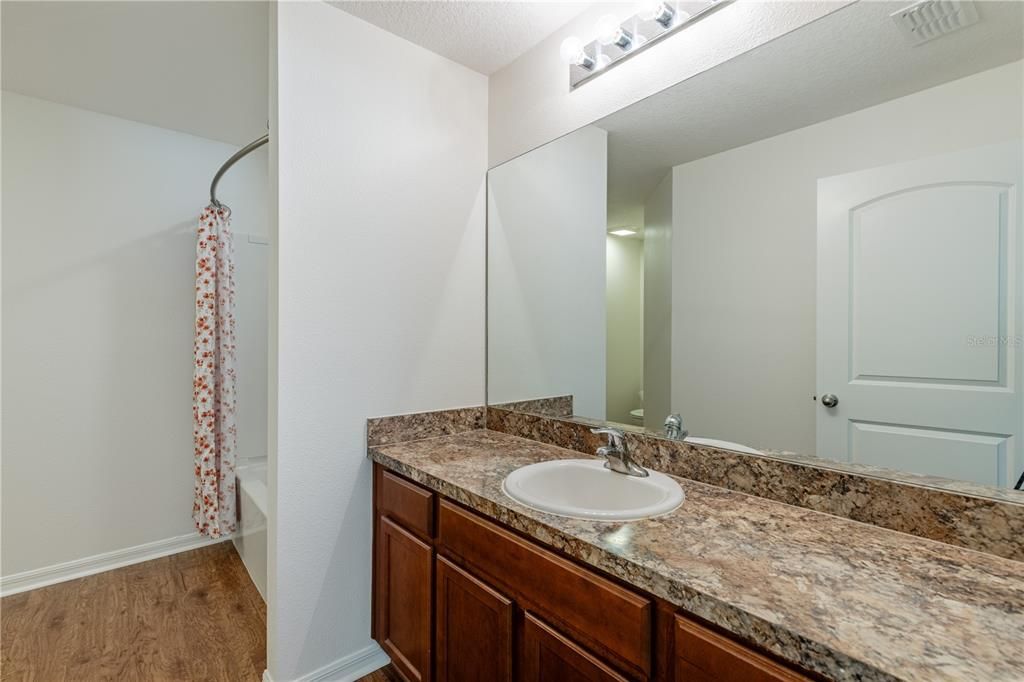 For Sale: $299,000 (3 beds, 2 baths, 1543 Square Feet)