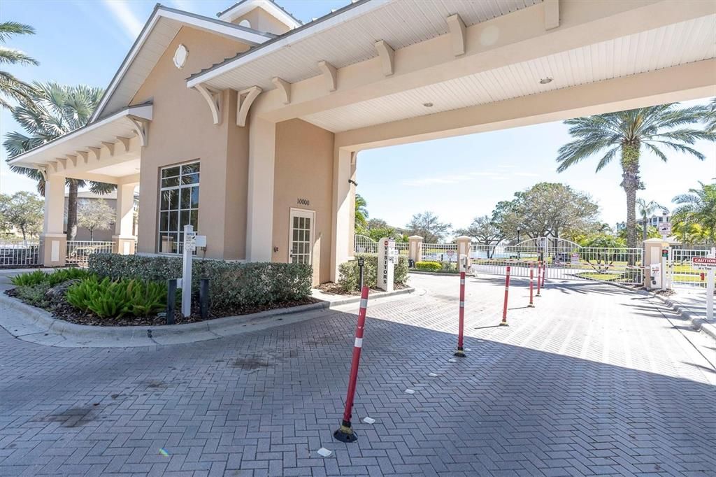 For Rent: $2,500 (2 beds, 2 baths, 1700 Square Feet)